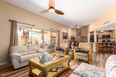 10538 W Ocotillo Dr, Sun City, AZ 85373 - photo 5