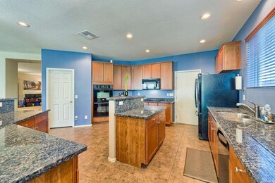 005_Kitchen