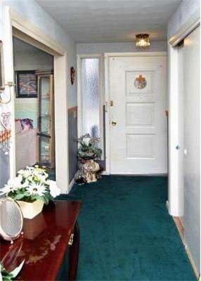 956 Wilbraham Rd, Springfield, MA 01109 - photo 2