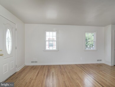 124 S Mont Valla Ave, Hagerstown, MD 21740 - photo 6