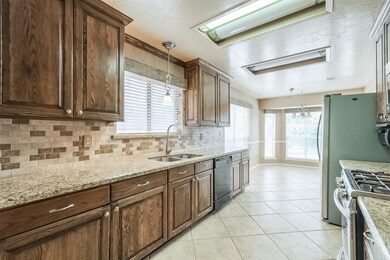 17431 Masonridge Dr, Houston, TX 77095 - photo 5