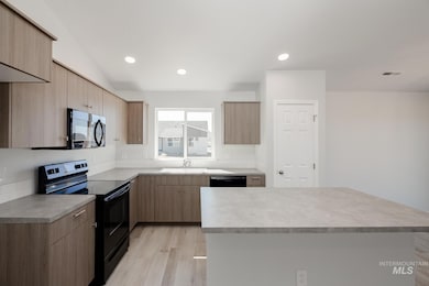 18327 N Monkshood Ave, Nampa, ID 83687 - photo 4