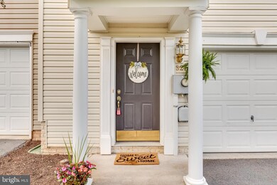 327 Scarboro Dr, Bunker Hill, WV 25413 - photo 5