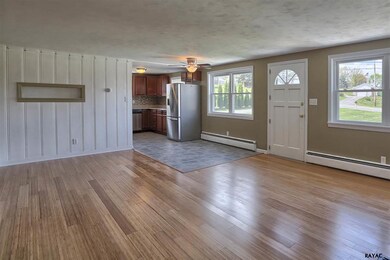 2214 Craley Rd, Red Lion, PA 17356 - photo 3