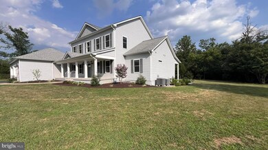 43358 Mountain View Dr, Chantilly, VA 20152 - photo 3