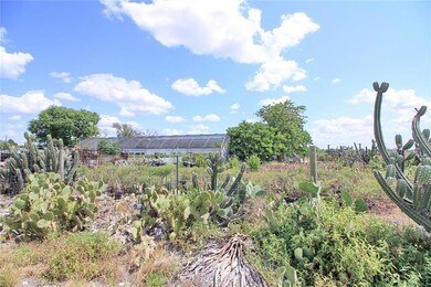 417 Wisconsin Rd, Donna, TX 78537 - photo 7