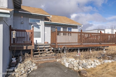 12-web-or-mls-9301 W Margin Way-12