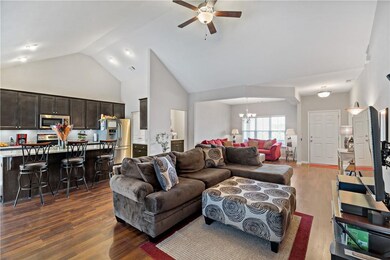 224 S Beckingham Dr, Brunswick, GA 31525 - photo 6