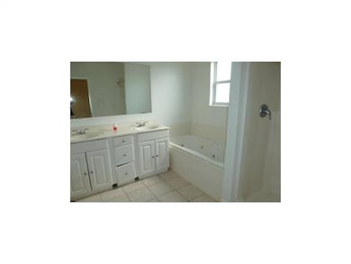 Master Bath/Spa.