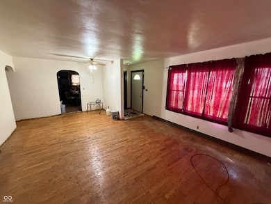 1227 W 9th St, Anderson, IN 46016 - photo 2