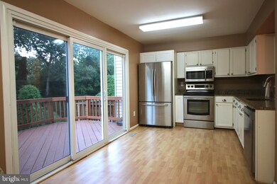 3537 Cherry Hill Ct, Beltsville, MD 20705 - photo 6