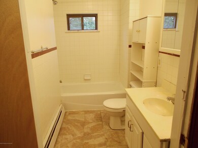 1416 Fordham Ct, Scranton, PA 18509 - photo 6