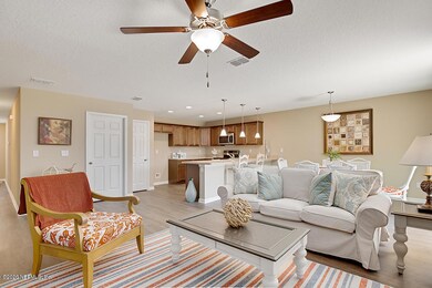 6074 Catawissa Ct, Jacksonville, FL 32244 - photo 5