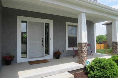 1550 Brompton Ln, Raymore, MO 64083 - photo 7