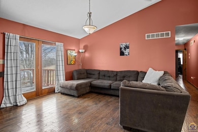 10010 Kansas 16, Holton, KS 66436 - photo 6