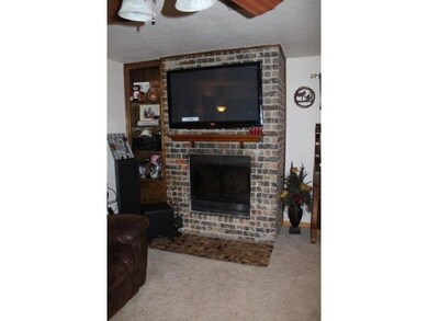 213 Swales Blvd, Elk City, OK 73644 - photo 6