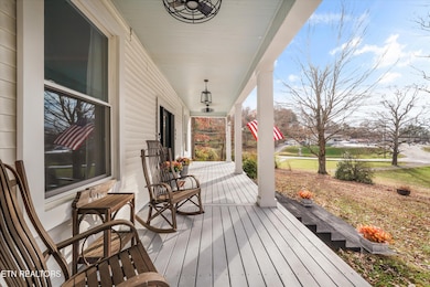 804 Lake City Hwy, Clinton, TN 37716 - photo 5