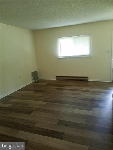 111 Perth Way unit 3, Shepherdstown, WV 25443 - photo 2