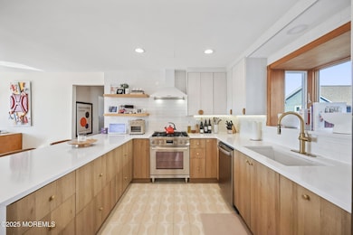 8-web-or-mls-LPM_4277