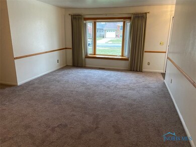 873 Maple Ln, Waterville, OH 43566 - photo 2