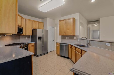 9144 Kanawha Ct, Denham Springs, LA 70726 - photo 6