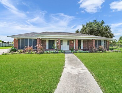 5222 Tranquil Trace, Alvin, TX 77511 - photo 2