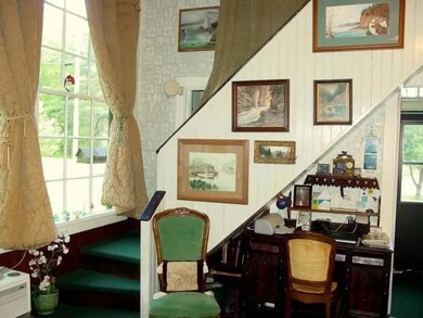 Reed photo inside stairway