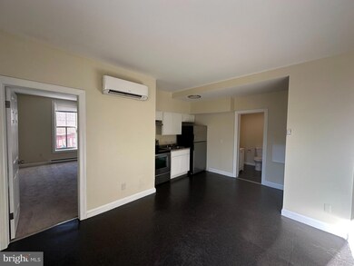 64 W Antietam St unit . 2, Hagerstown, MD 21740 - photo 6