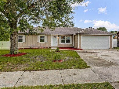 8981 Winrock Dr N, Jacksonville, FL 32216 - photo 2