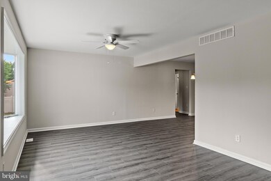 906 Wedgewood Way, Atco, NJ 08004 - photo 2