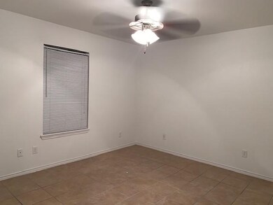 902 Laredo St unit 3, Laredo, TX 78040 - photo 7