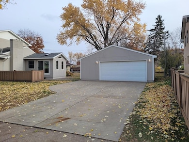 10 Logan Ave E, Saint Paul, MN 55118 - photo 3