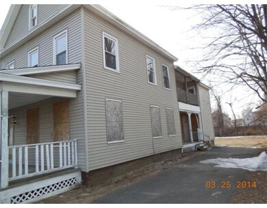 135 Pendleton Ave, Springfield, MA 01109 - photo 2