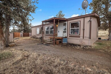 21239 SW Gift Rd, Bend, OR 97701 - photo 6