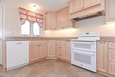 19 Flint Pond Rd, Worcester, MA 01604 - photo 6