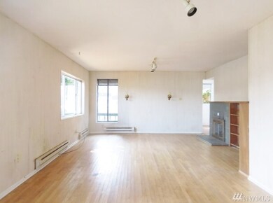 1949 E Day Island Blvd W, University Place, WA 98466 - photo 6