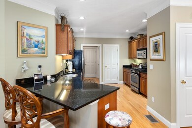 62 Charles Ct unit 33, Southborough, MA 01772 - photo 4