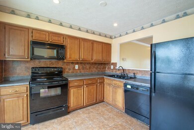 10503 Campus Way S, Upper Marlboro, MD 20774 - photo 3