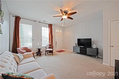 19851 Lamp Lighters Way, Cornelius, NC 28031 - photo 3