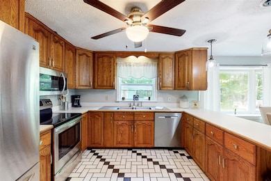 106 Dougherty Ln, New Boston, NH 03070 - photo 7