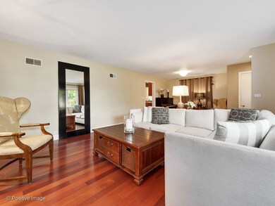 636 Garden Ct, Glenview, IL 60025 - photo 5