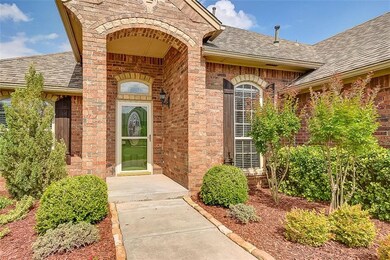 301 Horizon View Ct. Norman,Ok 73071 Front Entry