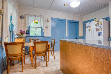 22 Prospect St, Lancaster, NH 03584 - photo 2