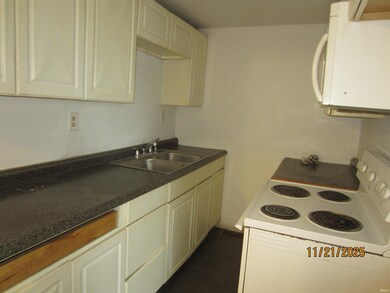 316 E 6th St, Marion, IN 46953 - photo 7