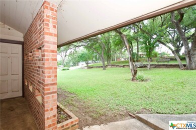 1445 Highland Dr, San Marcos, TX 78666 - photo 4