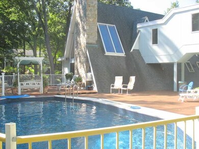 24 Horseshoe Rd, Cos Cob, CT 06807 - photo 5