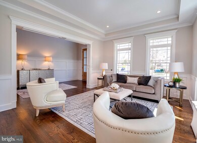 2100 Greenwich St, Falls Church, VA 22043 - photo 5