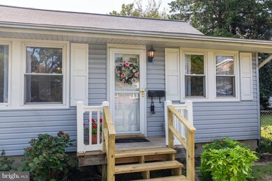 221 Dale Rd, Pasadena, MD 21122 - photo 7