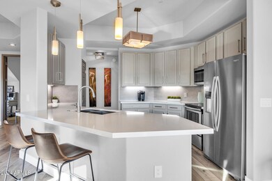 Eat-at island w/ quartz counters