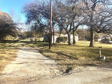 3709 Shady Ln, Joshua, TX 76058 - photo 2